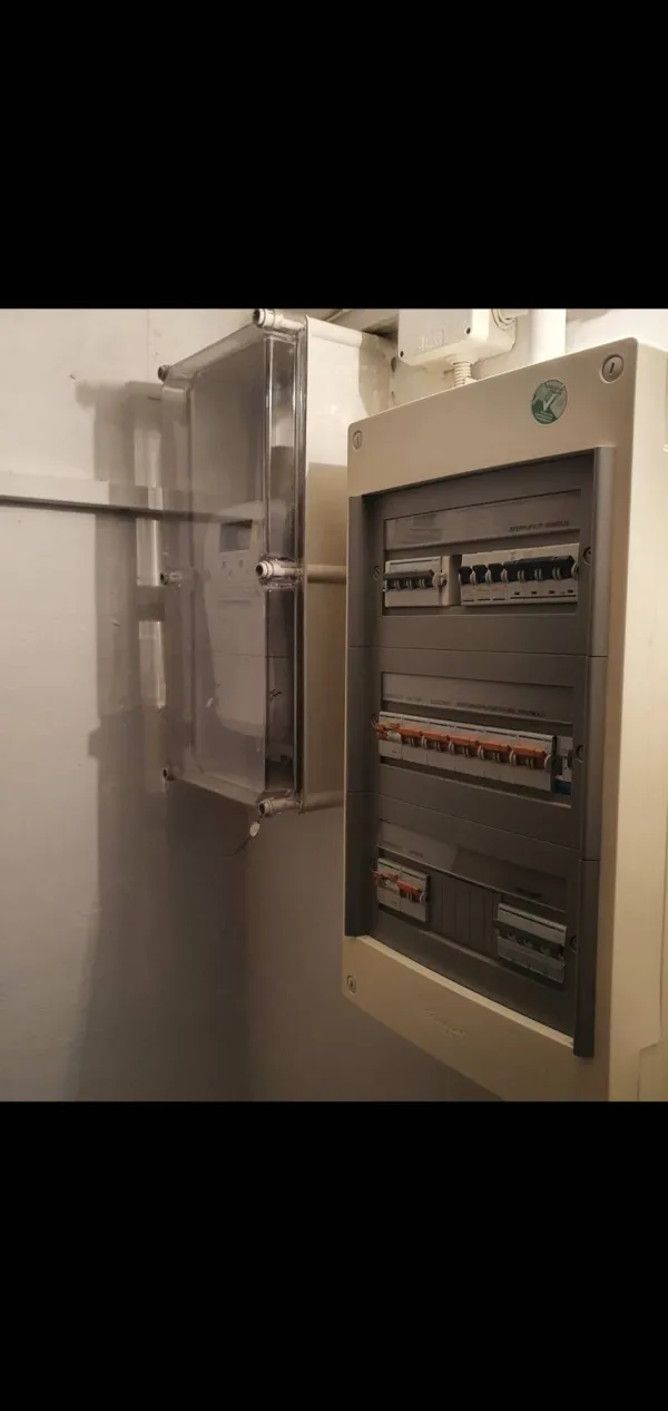 Mantenimiento de instalaciones eléctricas en el Prat de llobregat 